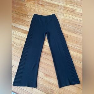 Knit cropped pants size small